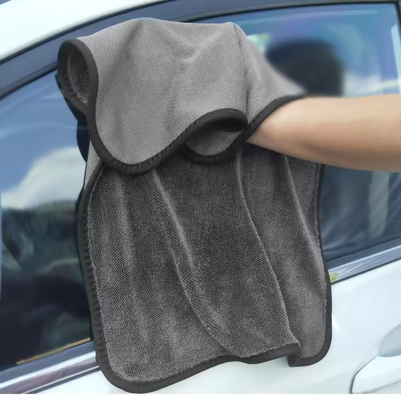Chiffon microfibre pour voiture